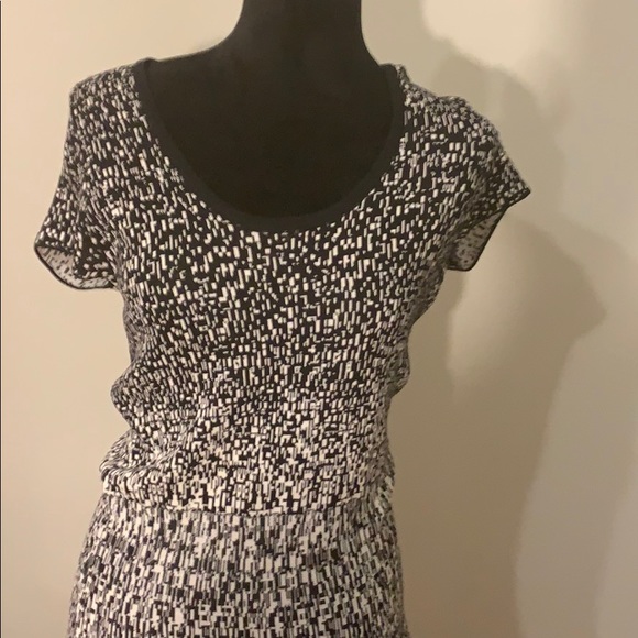 Saks Fifth Avenue Black Label Dresses & Skirts - Black and white knit dress